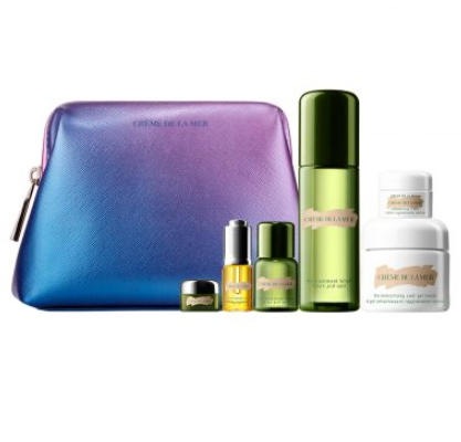 シュウウエムラクリスマスコフレ2019予約と発売日は？中身と値段、通販は？